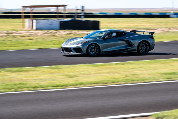 Grey - Yellow Stripe - Corvette C8