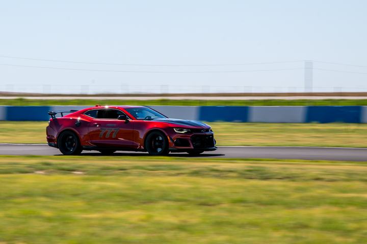 Red Camaro - 777